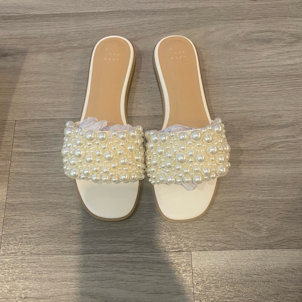Women's Pearl Embellished Slide Sandals - White